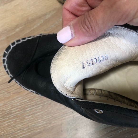 Chanel espadrille high tops - Picture 5 of 6